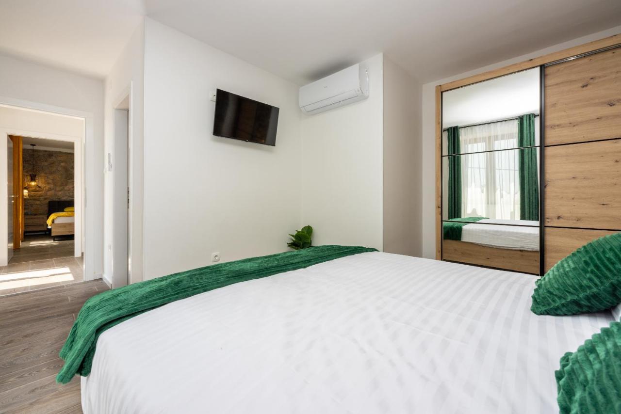 Villa Antani With Heated Pool, Sauna & Jacuzzi Crikvenica Ngoại thất bức ảnh