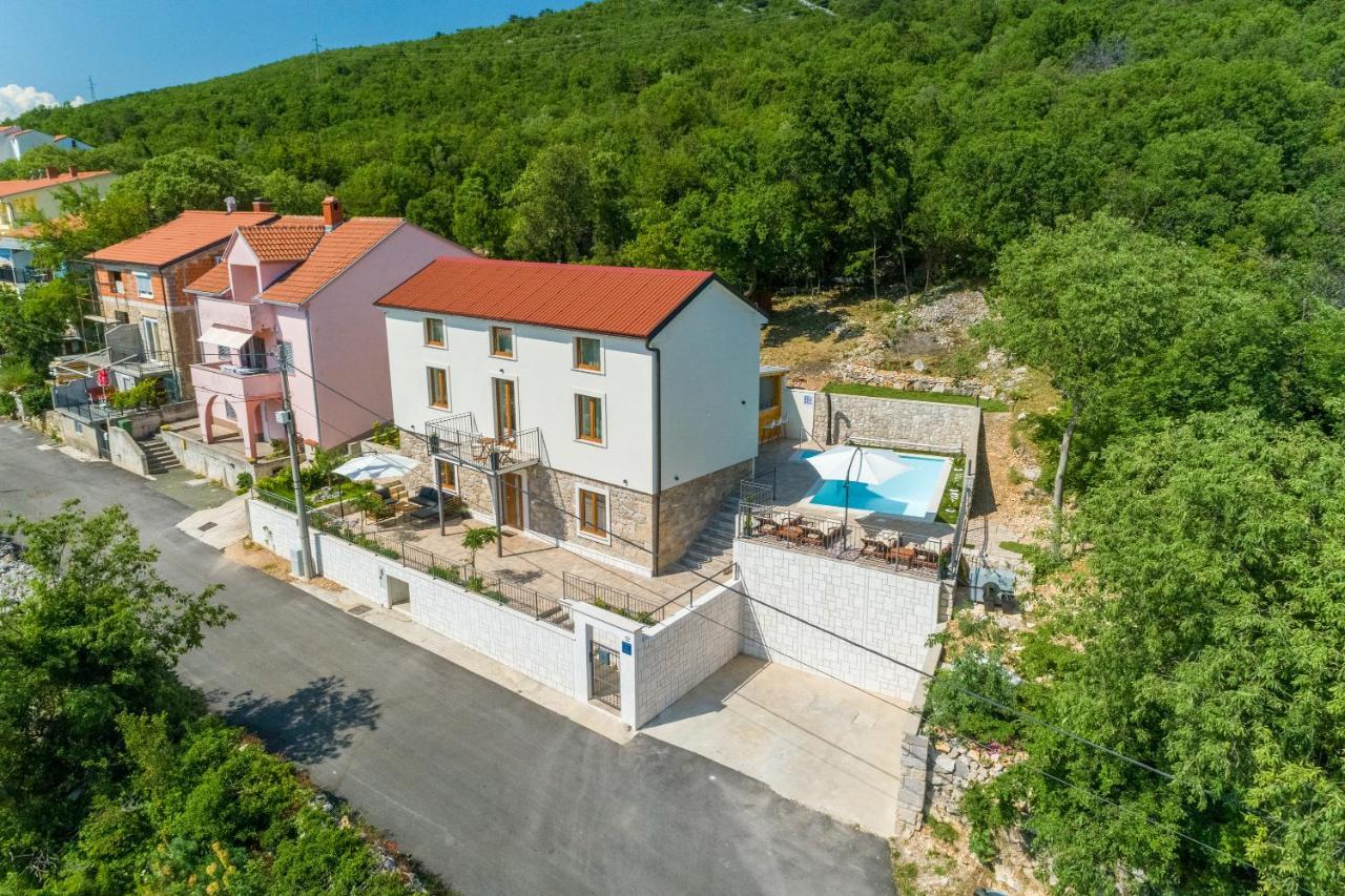 Villa Antani With Heated Pool, Sauna & Jacuzzi Crikvenica Ngoại thất bức ảnh